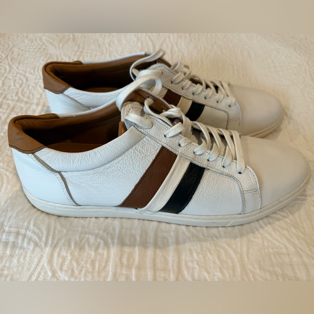 Allen Edmonds court side white leather sneakers shoes 11.5